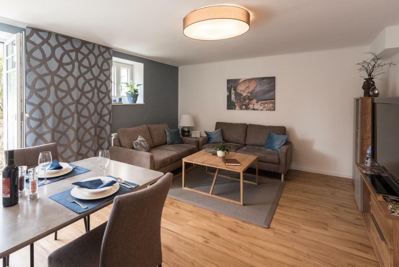 Apartment Villa Leopoldskron Salzburg Exteriör bild